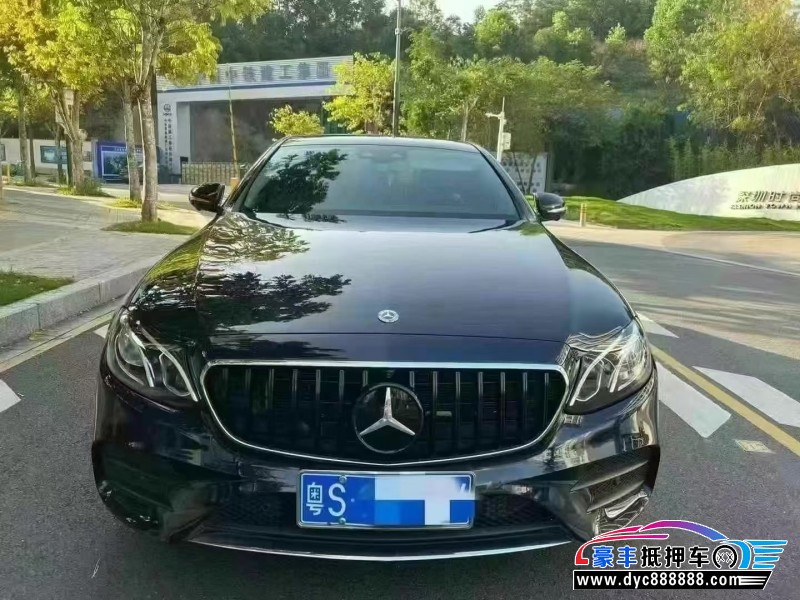 20年奔驰E轿车抵押车出售