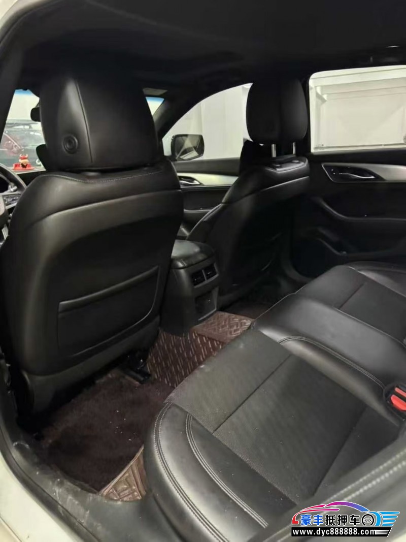 21年凯迪拉克CT5轿车抵押车出售