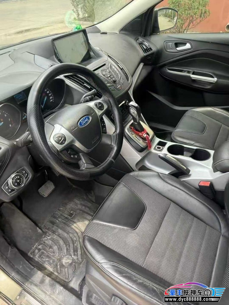 13年福特翼虎轿车抵押车出售