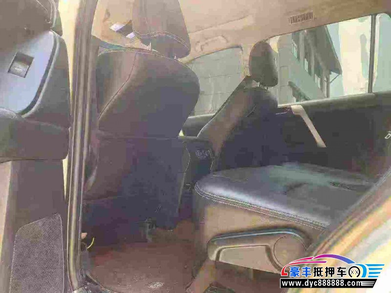 20年丰田普拉多（霸道）轿车抵押车出售