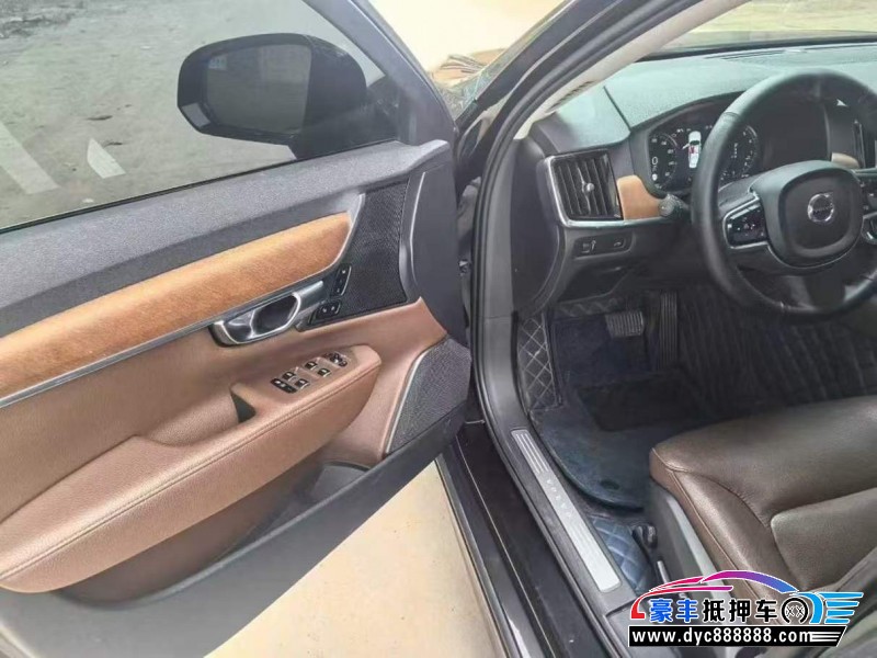 19年沃尔沃S90轿车抵押车出售