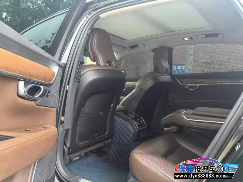 19年沃尔沃S90轿车抵押车出售