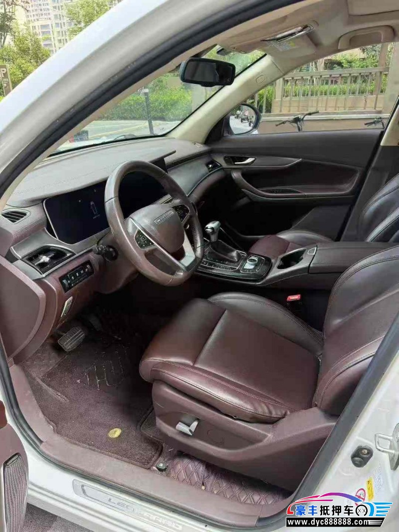 19年猎豹汽车迈途轿车抵押车出售