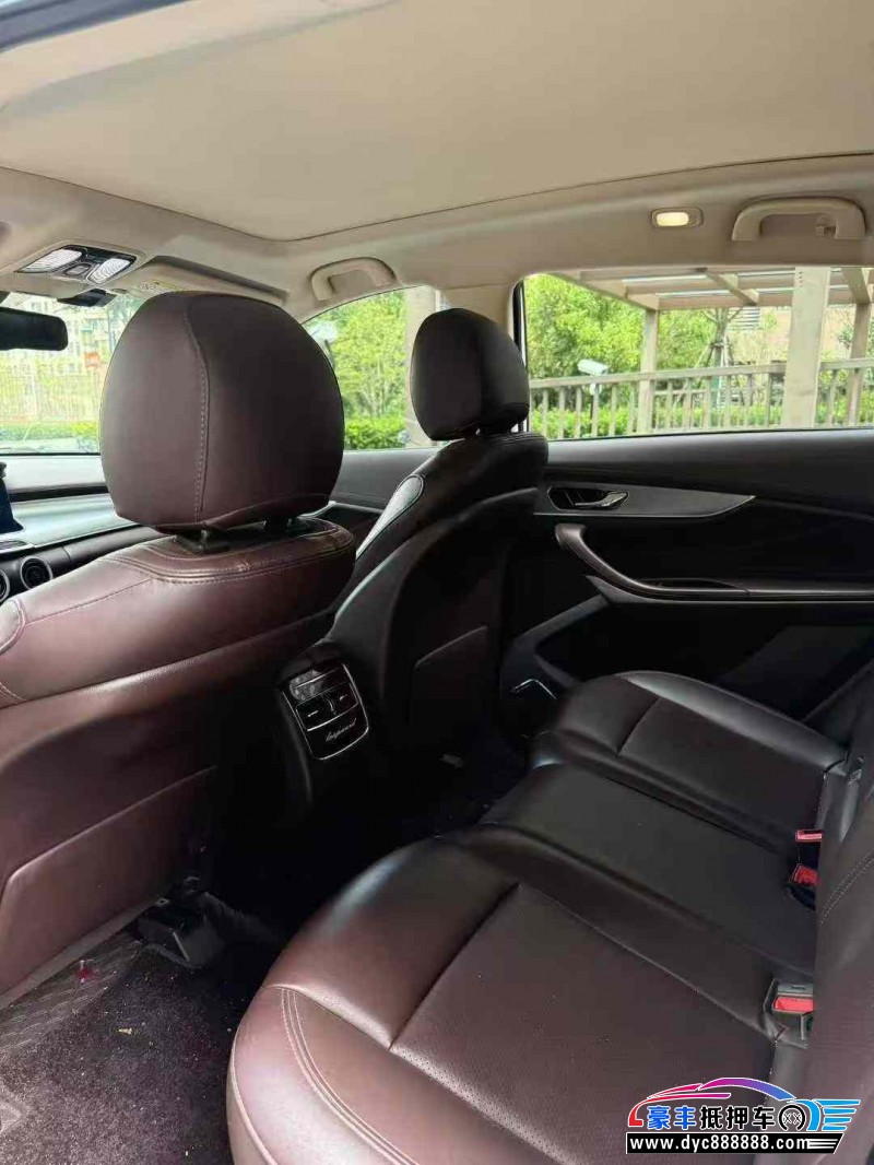 19年猎豹汽车迈途轿车抵押车出售