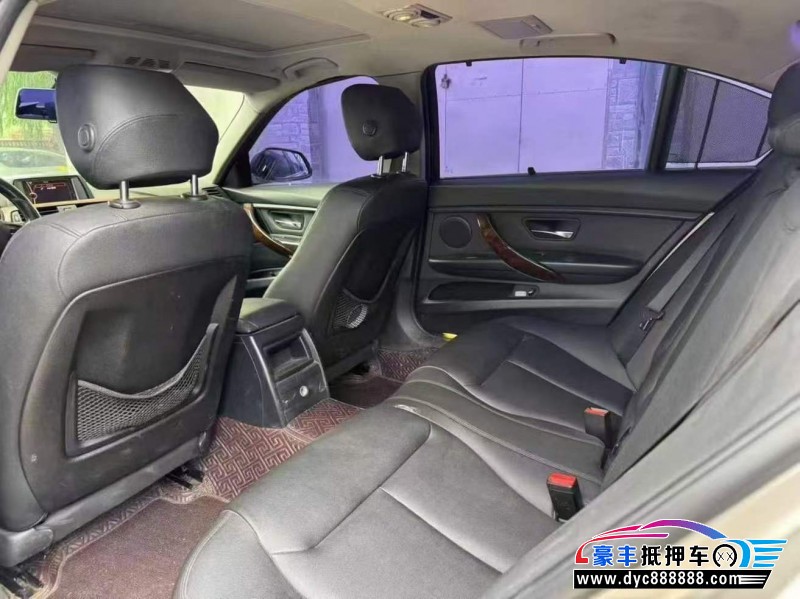 13年宝马3系轿车抵押车出售