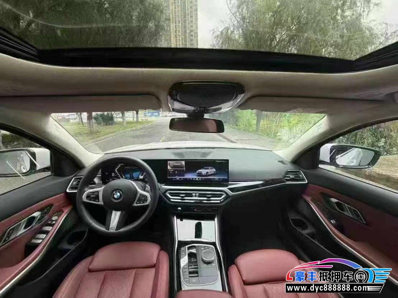 24年宝马3系轿车抵押车出售