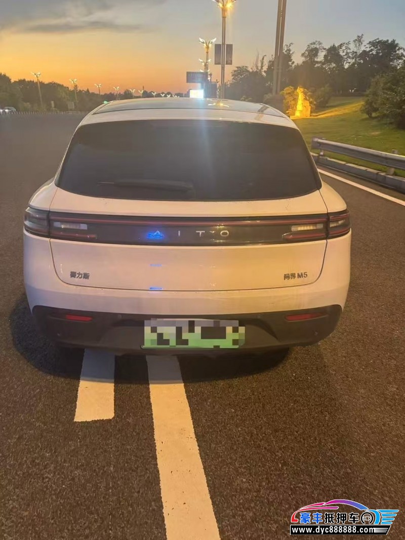 22年华为问界轿车抵押车出售