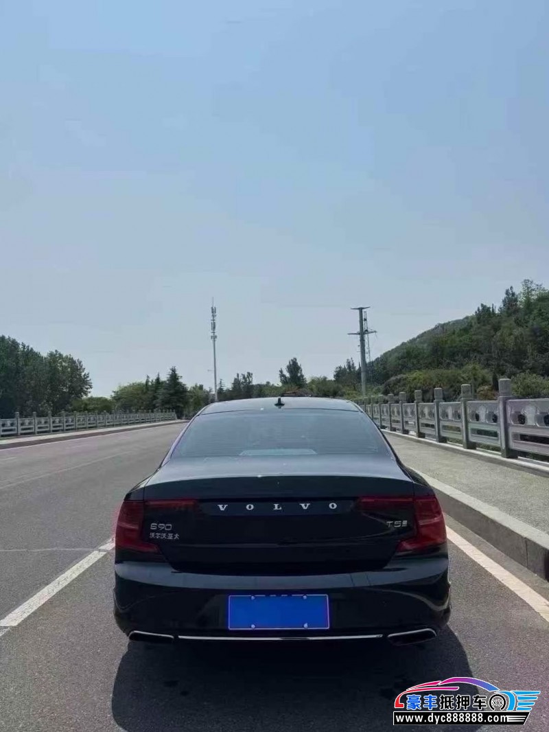 19年沃尔沃S90轿车抵押车出售