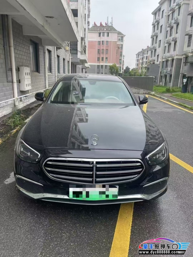 23年奔驰E轿车抵押车出售