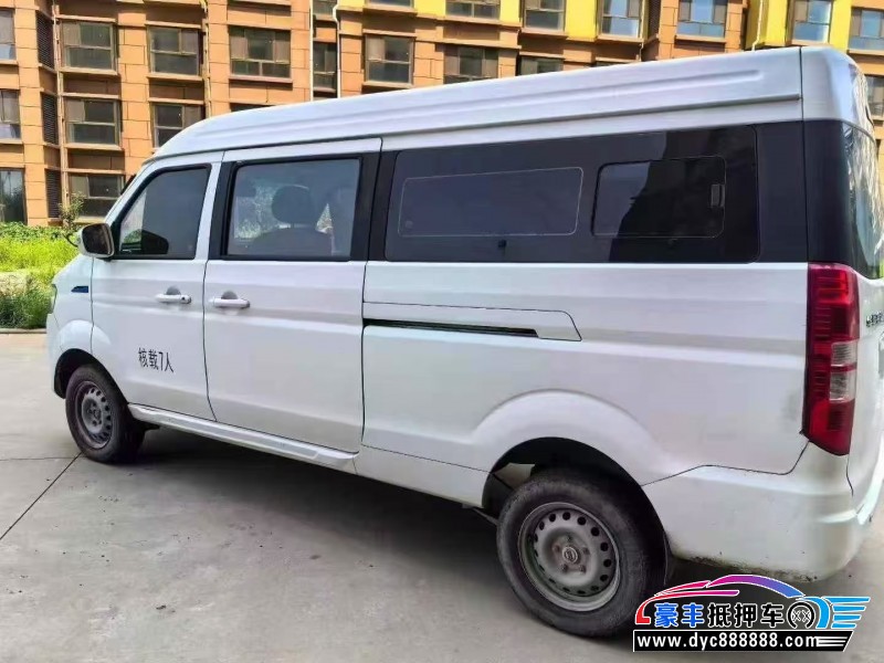 23年金杯海狮轿车抵押车出售