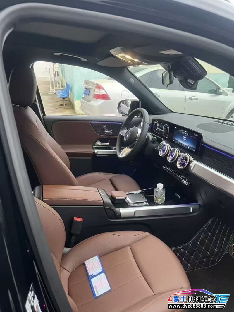 24年奔驰GLB轿车抵押车出售