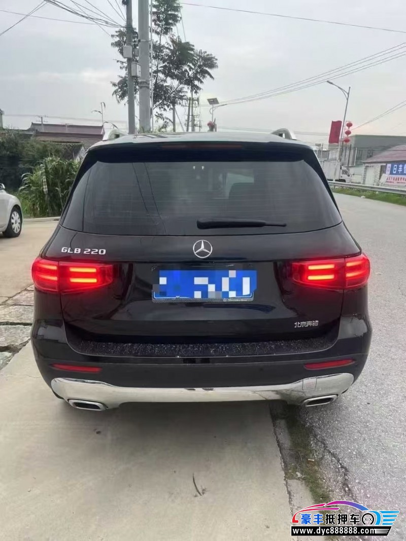 24年奔驰GLB轿车抵押车出售