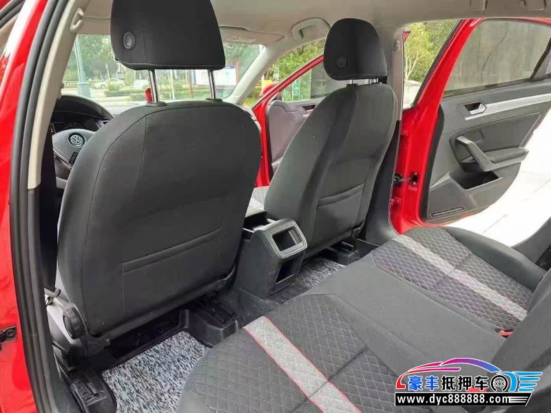 21年大众凌渡轿车抵押车出售