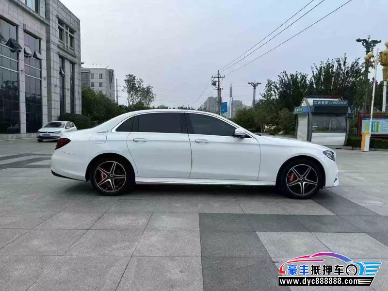 17年奔驰E轿车抵押车出售