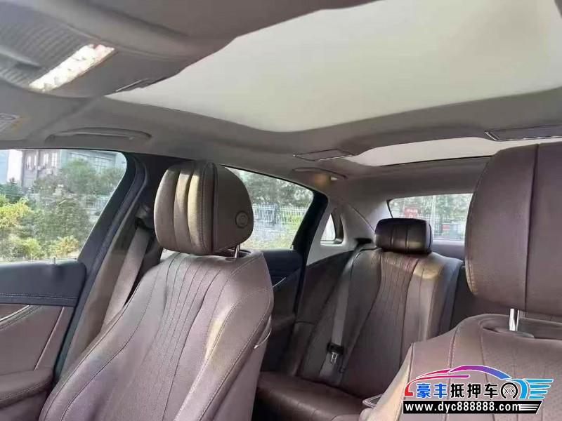 21年奔驰E轿车抵押车出售