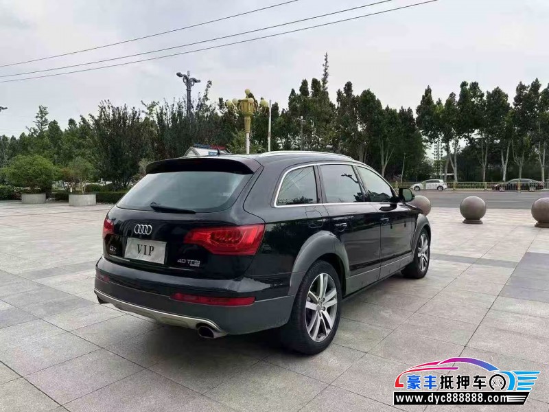 15年奥迪Q7轿车抵押车出售