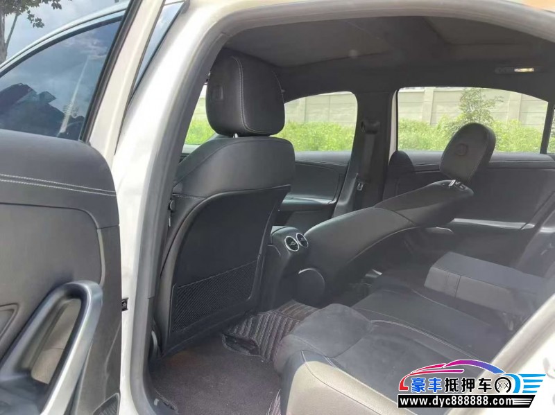 20年奔驰A轿车抵押车出售