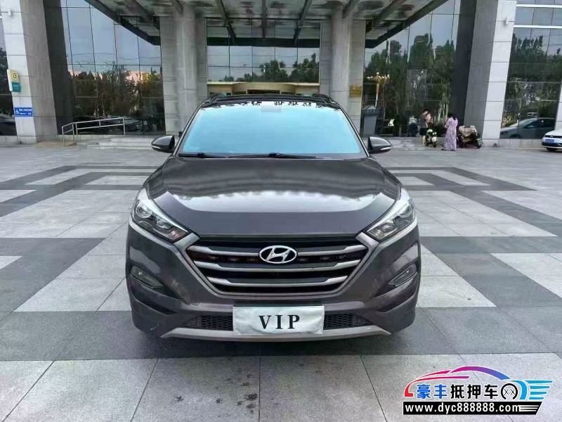 16年现代途胜轿车抵押车出售