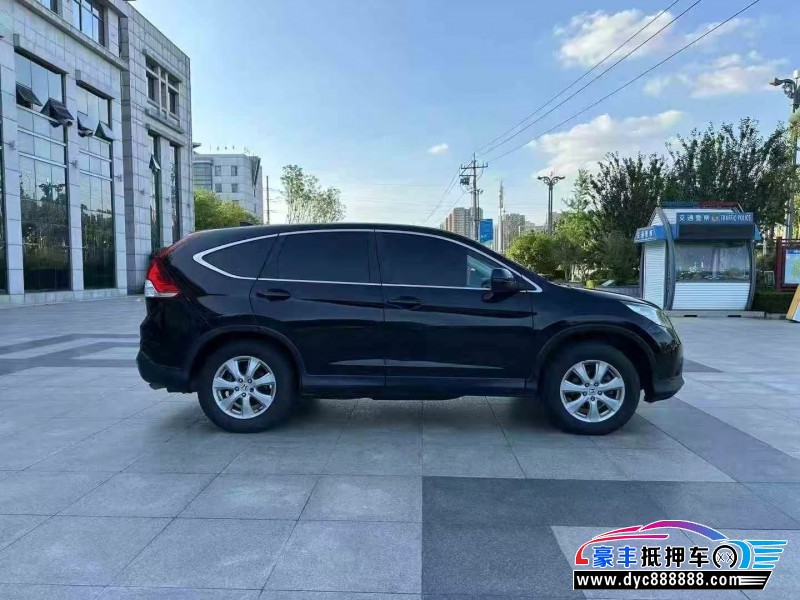 14年本田CR-V轿车抵押车出售