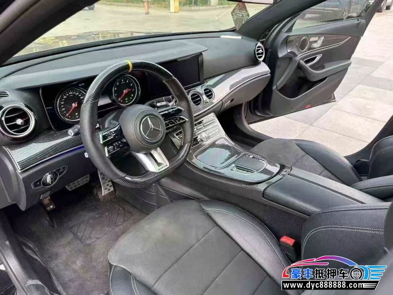 18年奔驰E轿车抵押车出售