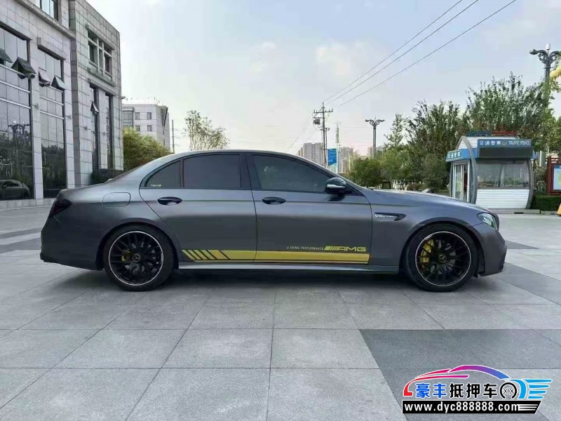 18年奔驰E轿车抵押车出售