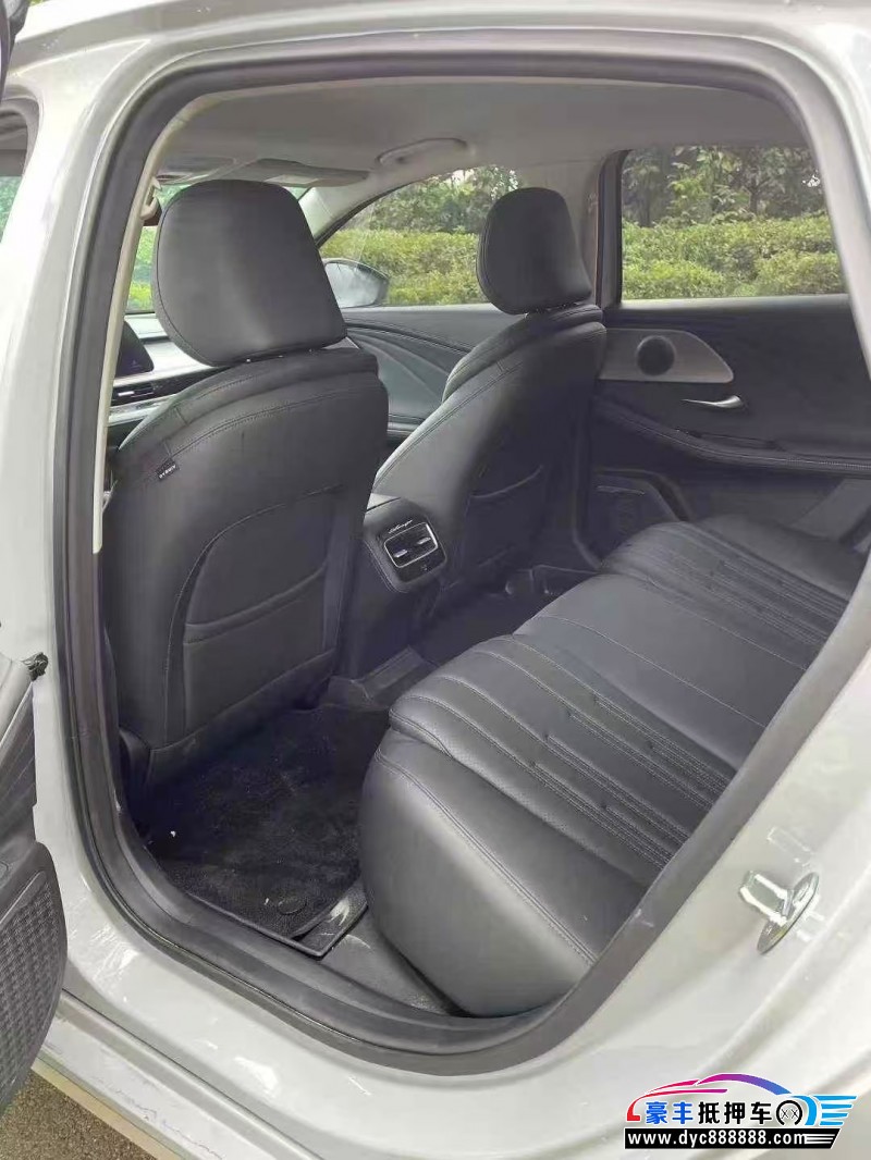 24年奇瑞风云轿车抵押车出售