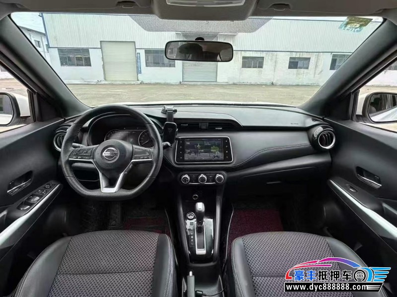 19年日产劲客轿车抵押车出售