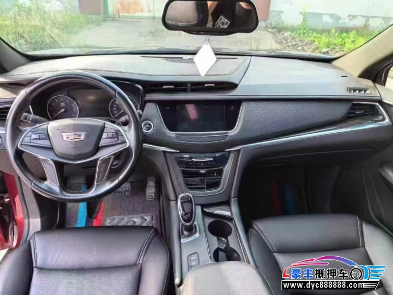 23年凯迪拉克XT5轿车抵押车出售
