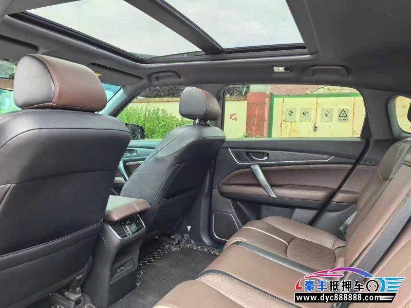 24年本田UR-V轿车抵押车出售