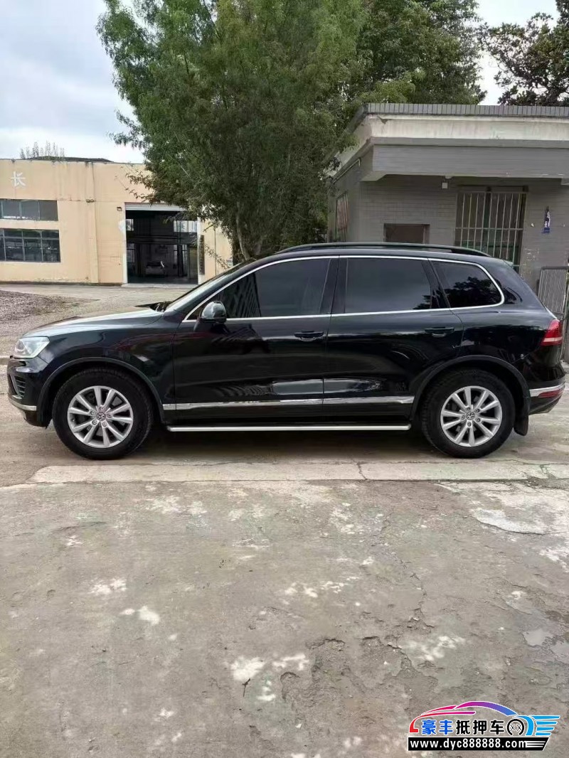 17年大众途观轿车抵押车出售