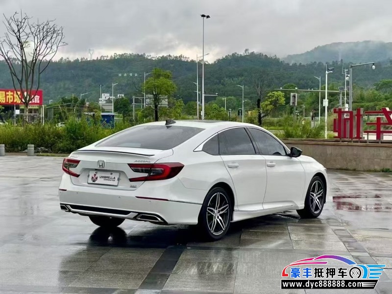 23年本田雅阁轿车抵押车出售