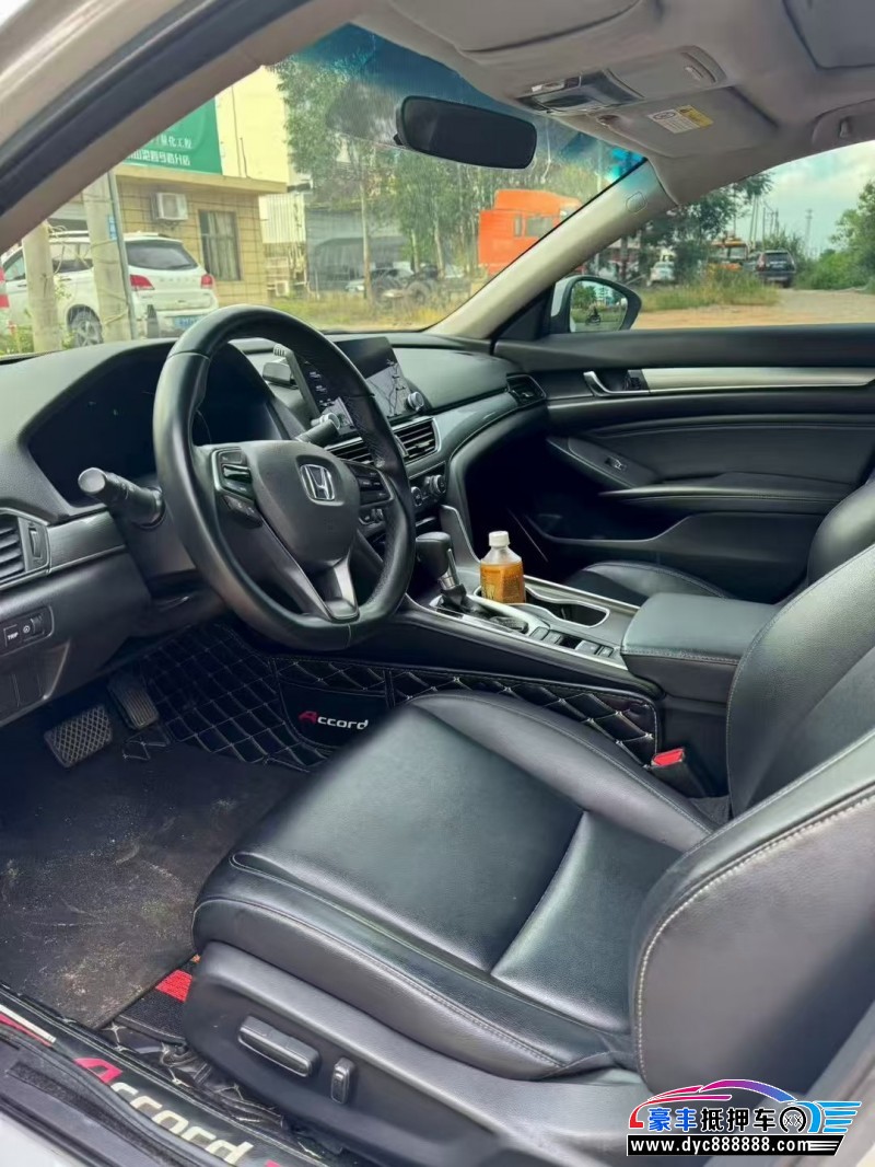 19年本田雅阁轿车抵押车出售