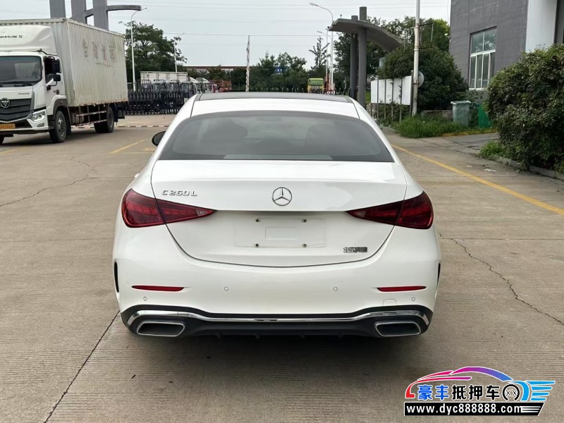 23年奔驰C轿车抵押车出售