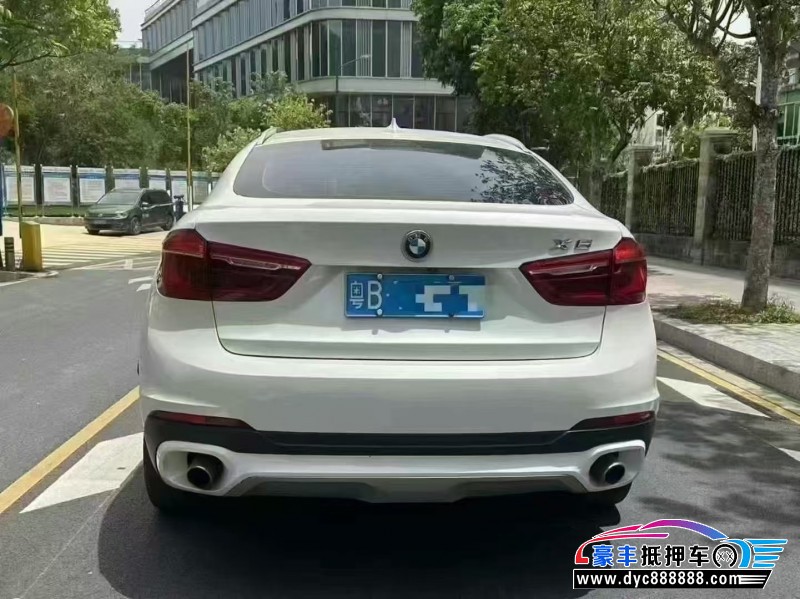 16年宝马X6轿车抵押车出售
