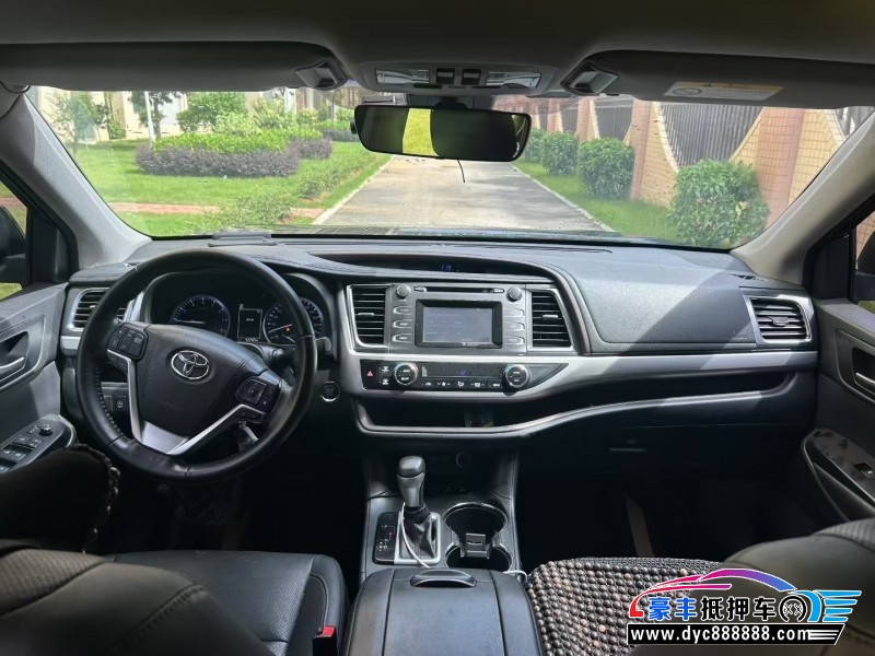 19年丰田汉兰达轿车抵押车出售