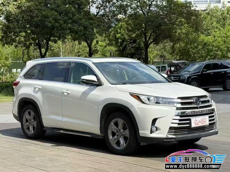 19年丰田汉兰达轿车抵押车出售