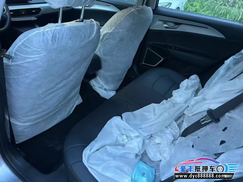 24年吉利几何轿车抵押车出售