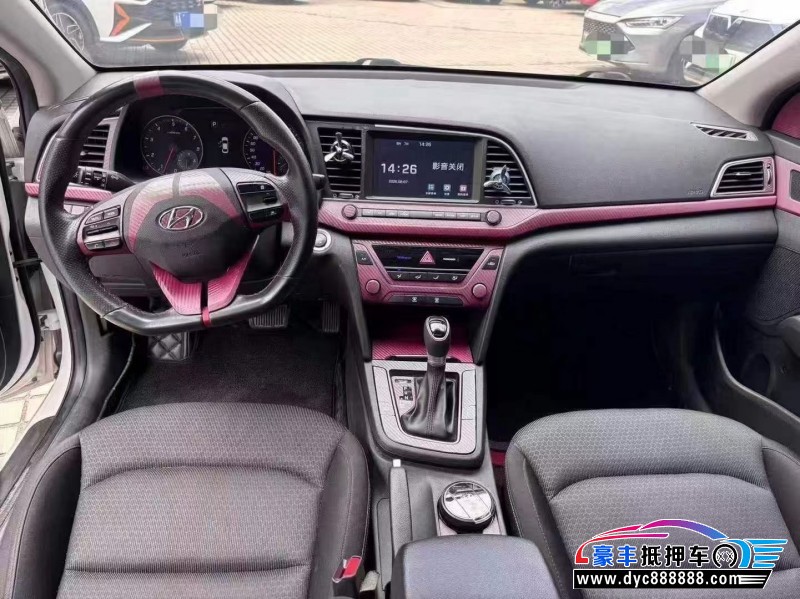 18年现代领动轿车抵押车出售