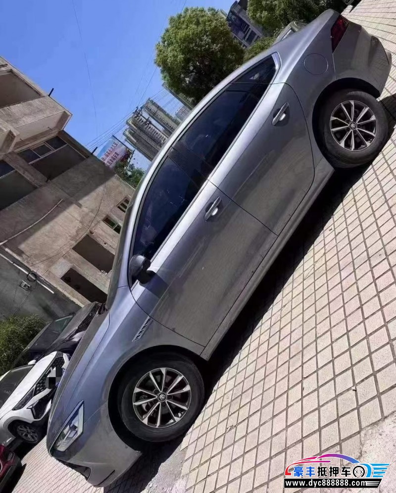 23年比亚迪秦轿车抵押车出售