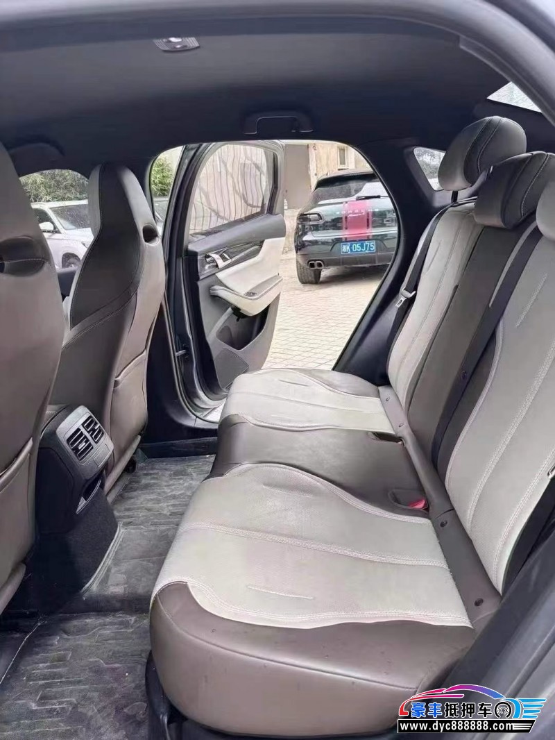 23年比亚迪秦轿车抵押车出售