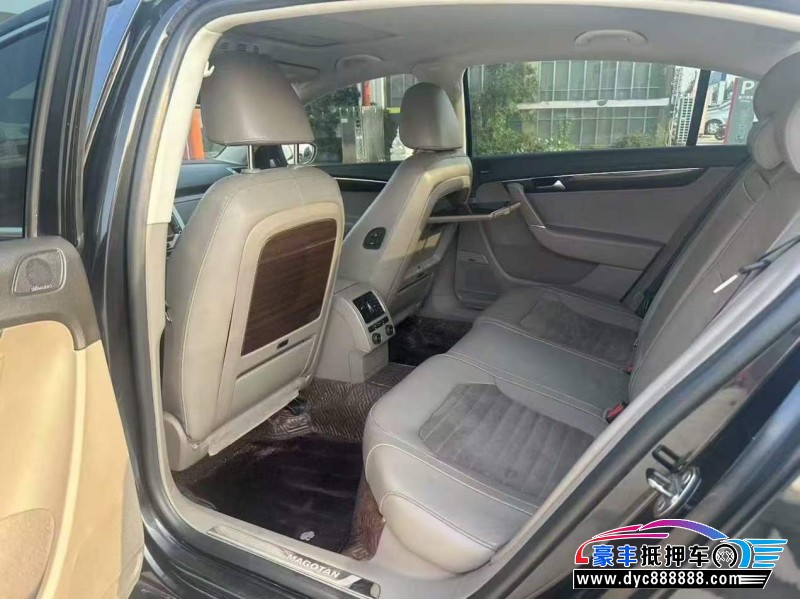 16年大众迈腾轿车抵押车出售