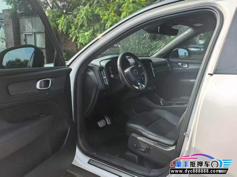20年沃尔沃XC40轿车抵押车出售