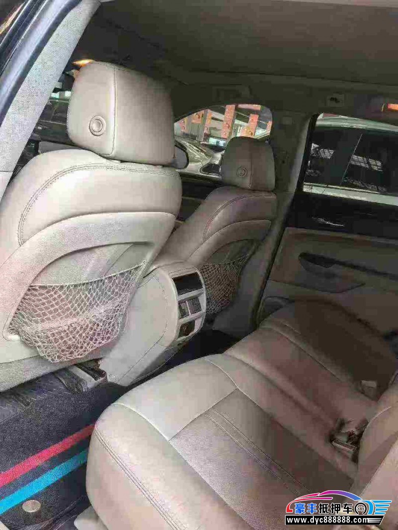 12年凯迪拉克SRX轿车抵押车出售