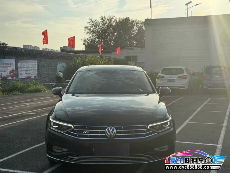 20年大众迈腾轿车抵押车出售