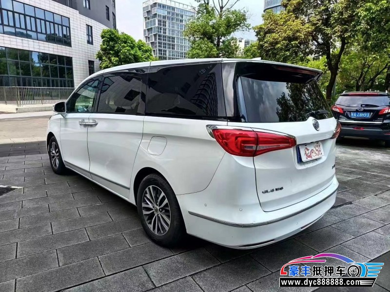 18年别克GL8轿车抵押车出售