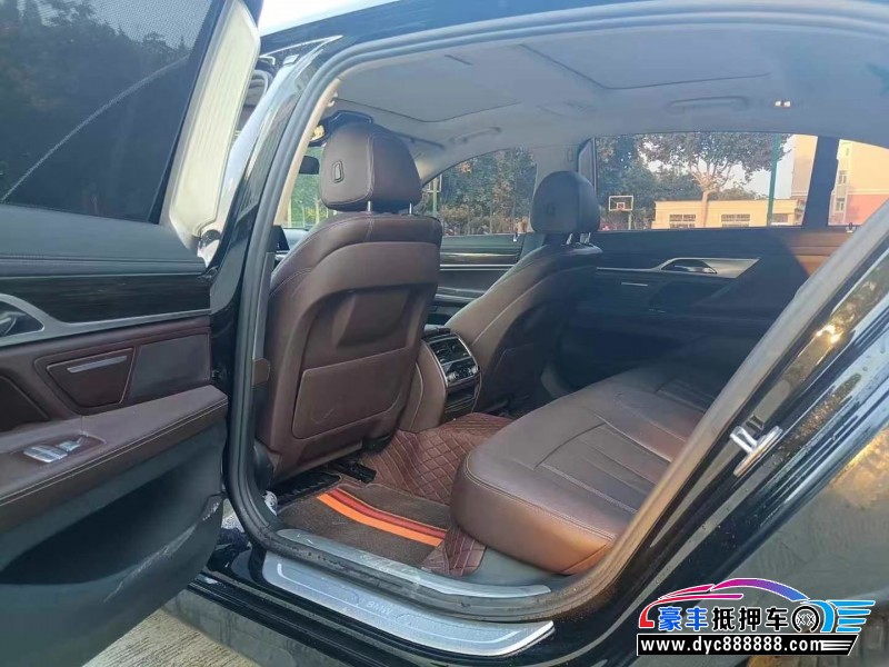 16年宝马7系轿车抵押车出售