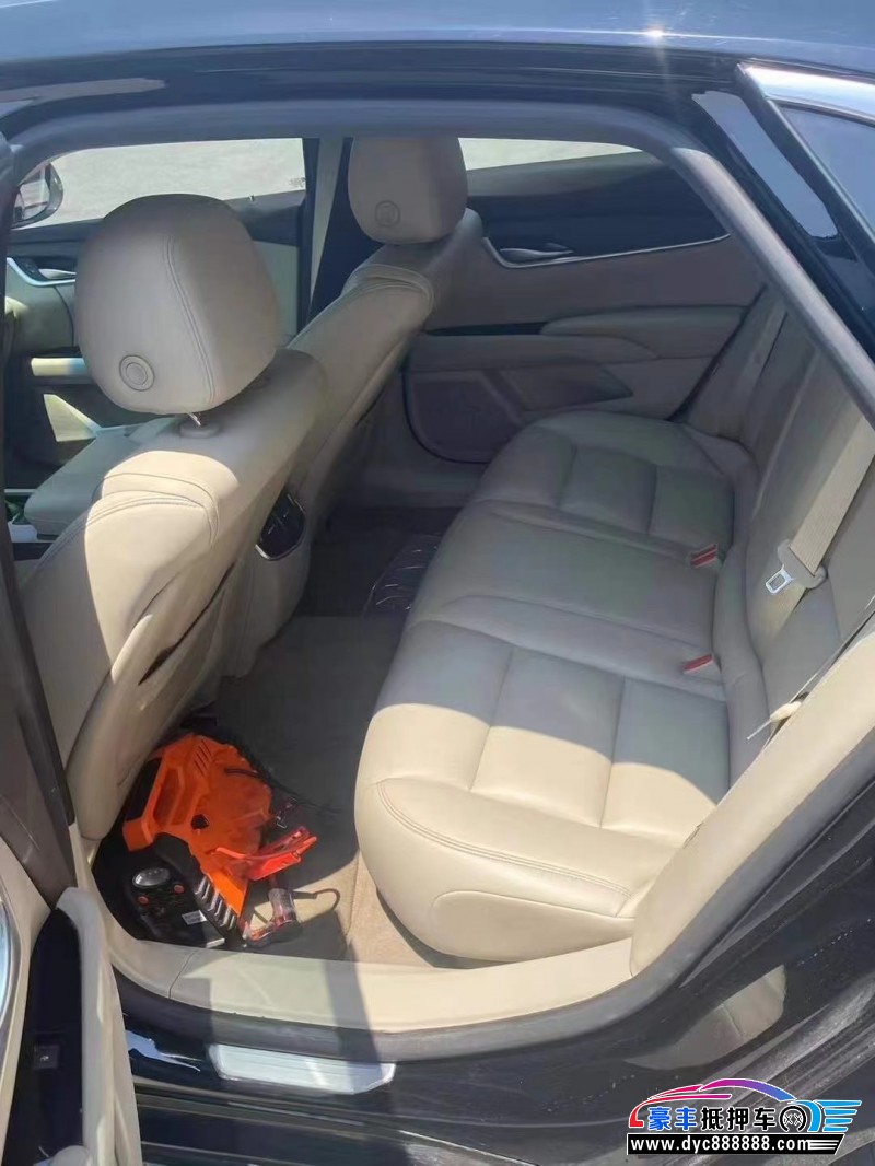 17年凯迪拉克XTS轿车抵押车出售