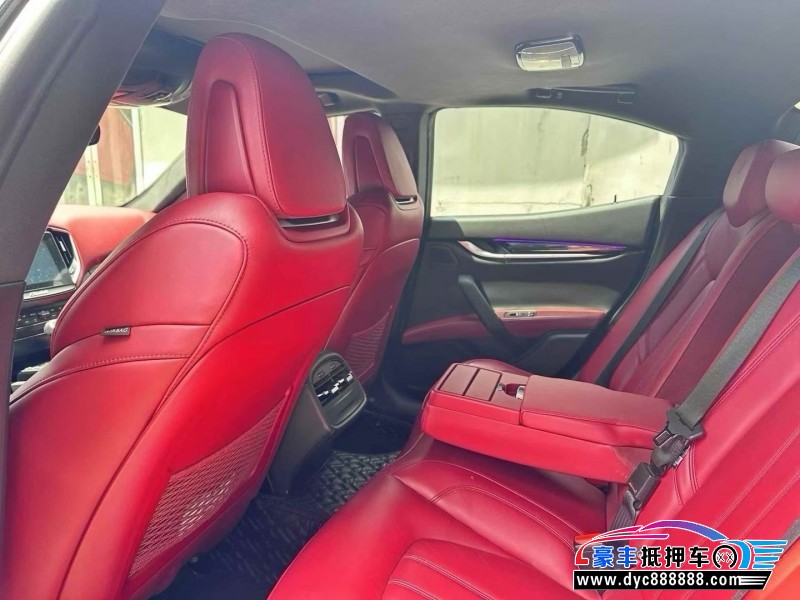 17年玛莎拉蒂Ghibli轿车抵押车出售