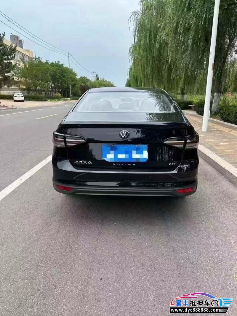 25年大众朗逸轿车抵押车出售