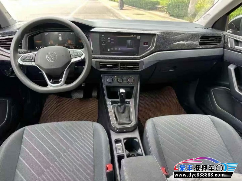 25年大众朗逸轿车抵押车出售